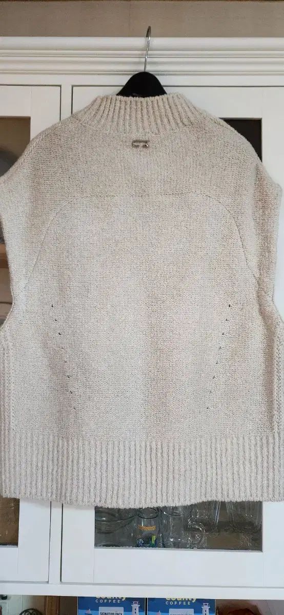 ウーマム アイボリー ニット ウール ベスト