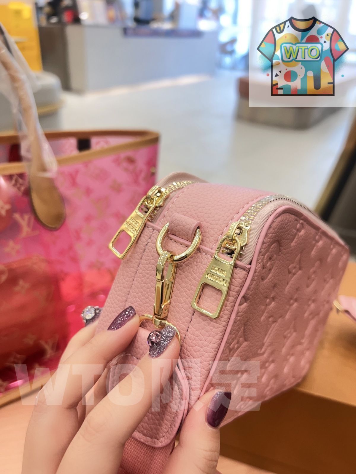 ジェリー ！⭐︎新品⭐︎ビジネスバッグ 少しくすんだピンクがかった色の大きめ ジェリー ！⭐︎新品⭐︎ビジネスバッグ 少しくすんだピンク