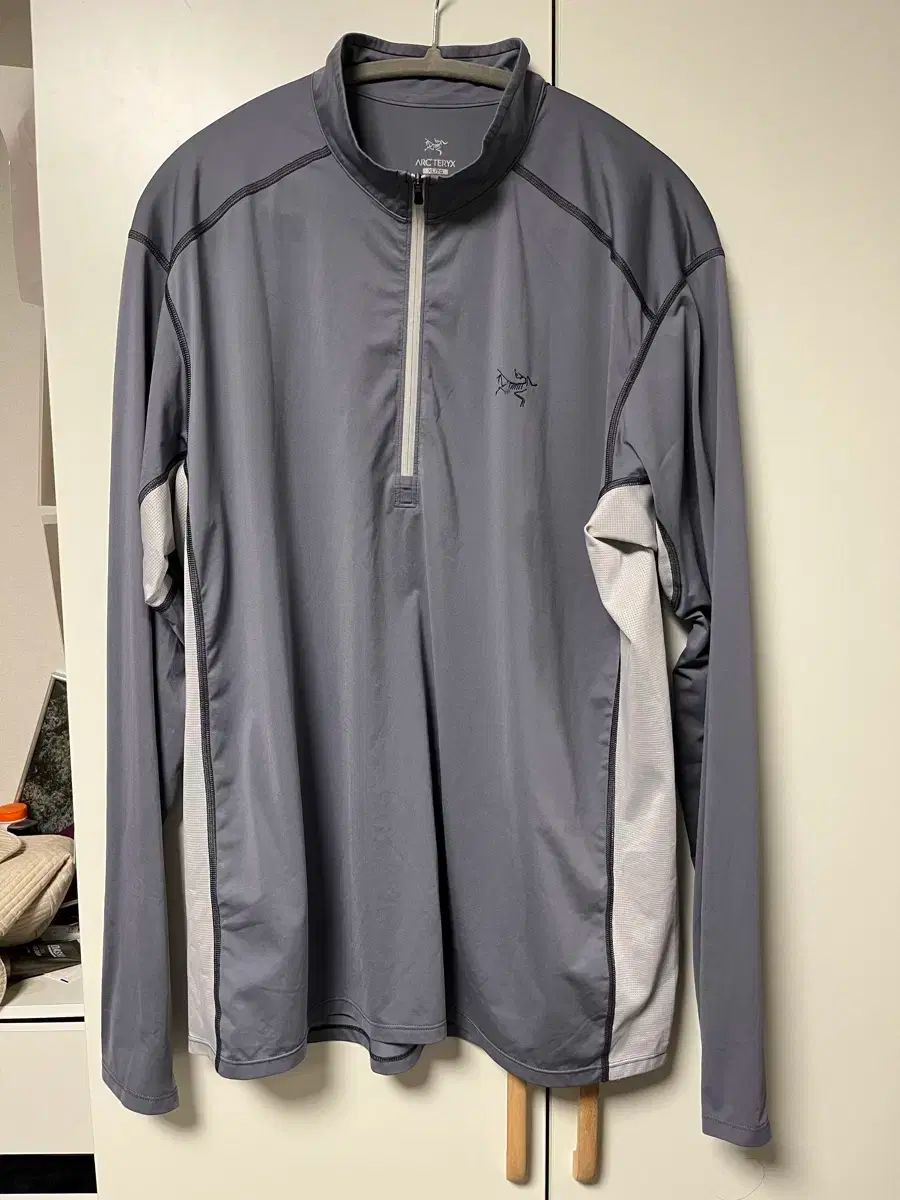 ARC TERYX アークテリクス 機能性 長袖 Tシャツ XL