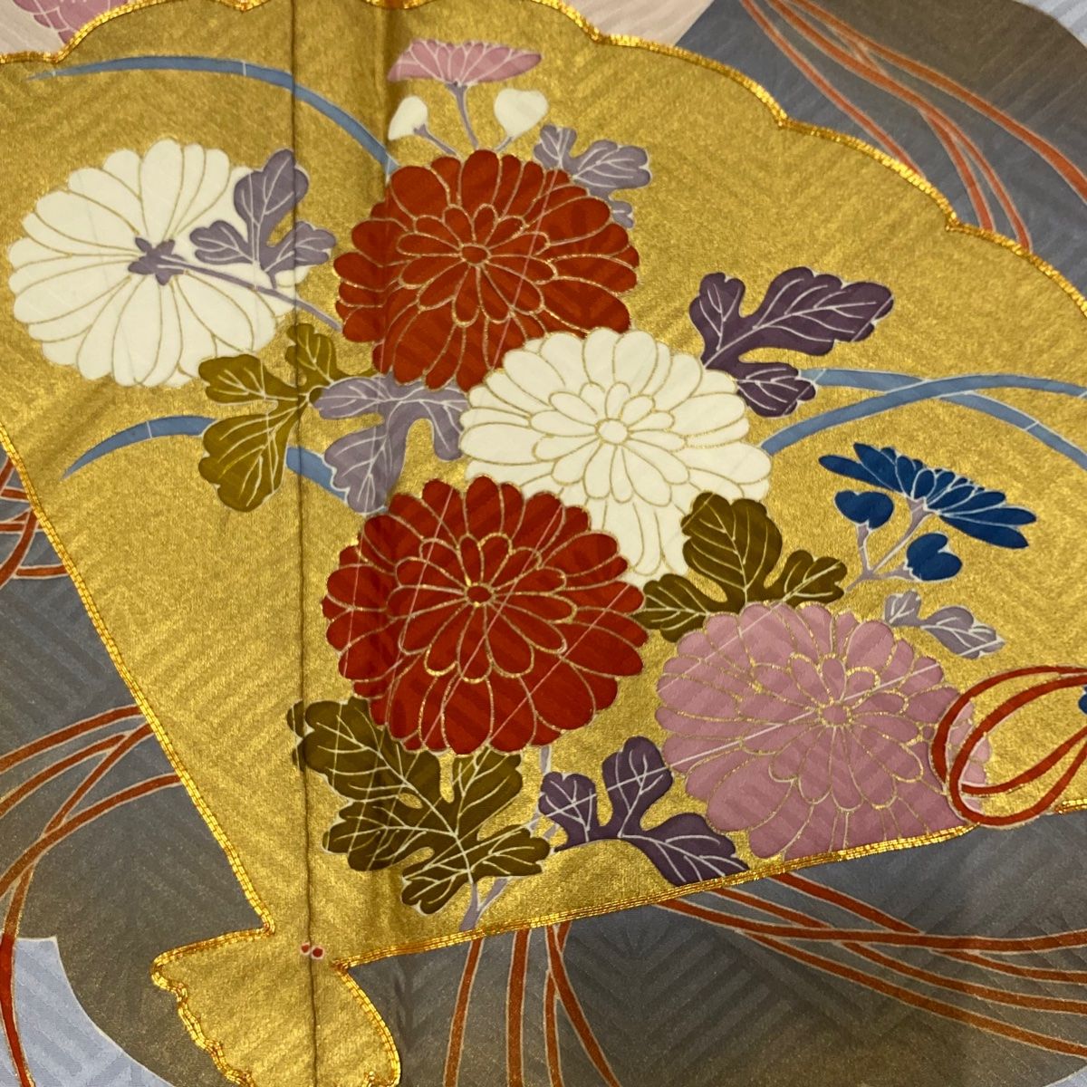 美品 振袖 グリーン 扇面 吉祥文 金彩加工 トールサイズ 身丈165.5cm 振袖 身丈165.5cm 裄丈68cm L 袷 ますいわ屋 桜 雲文 金糸 金彩