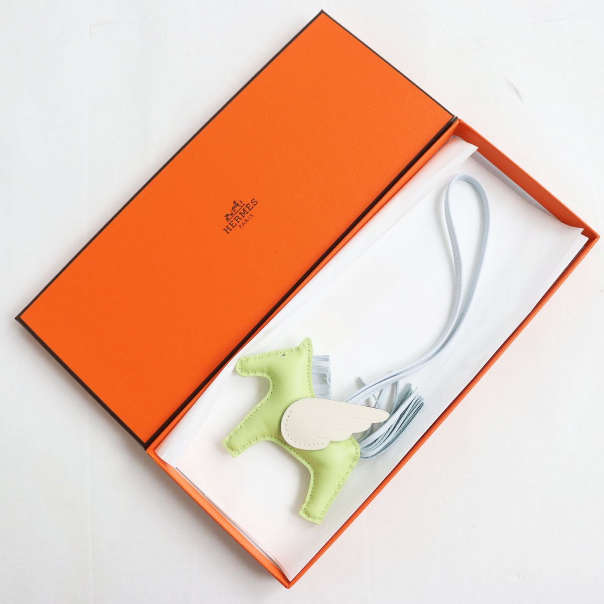 【美品】HERMES エルメス ロデオチャーム PM 箱付セレセレクト