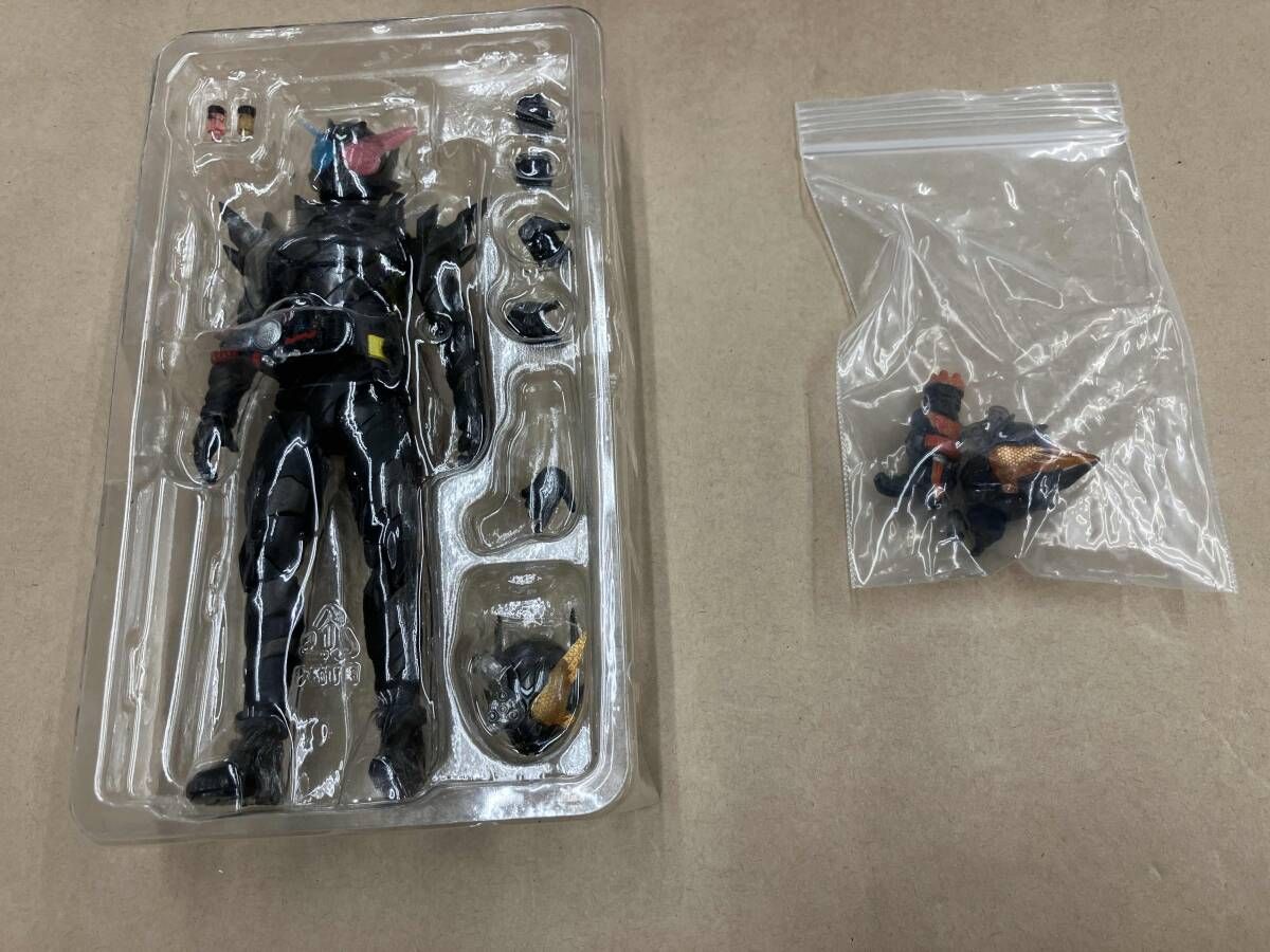  S.H.Figuarts 仮面ライダｰビルド ラビットタンクハザｰドフォｰム 仮面ライダー 特撮