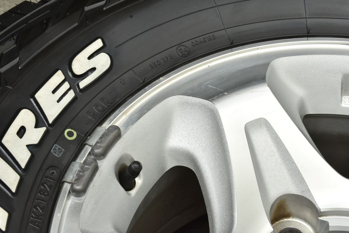 バリ溝】トヨタ ランドクルーザー70 復刻 純正 16in 7JJ +0