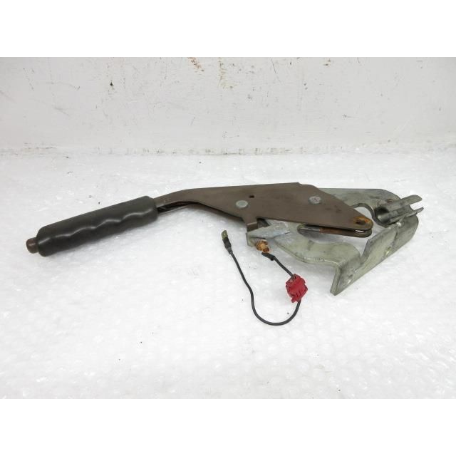 サイドブレーキレバー