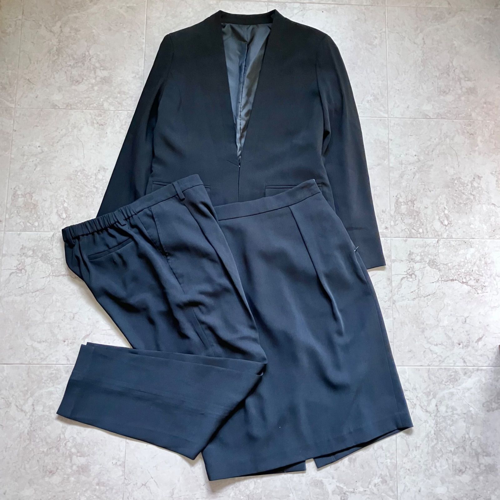 Flolia ノーカラージャケット パンツ スカート2点 ブラウス 豪華 5点セット 黒 フォーマル 行事 冠婚葬祭 ママスーツ