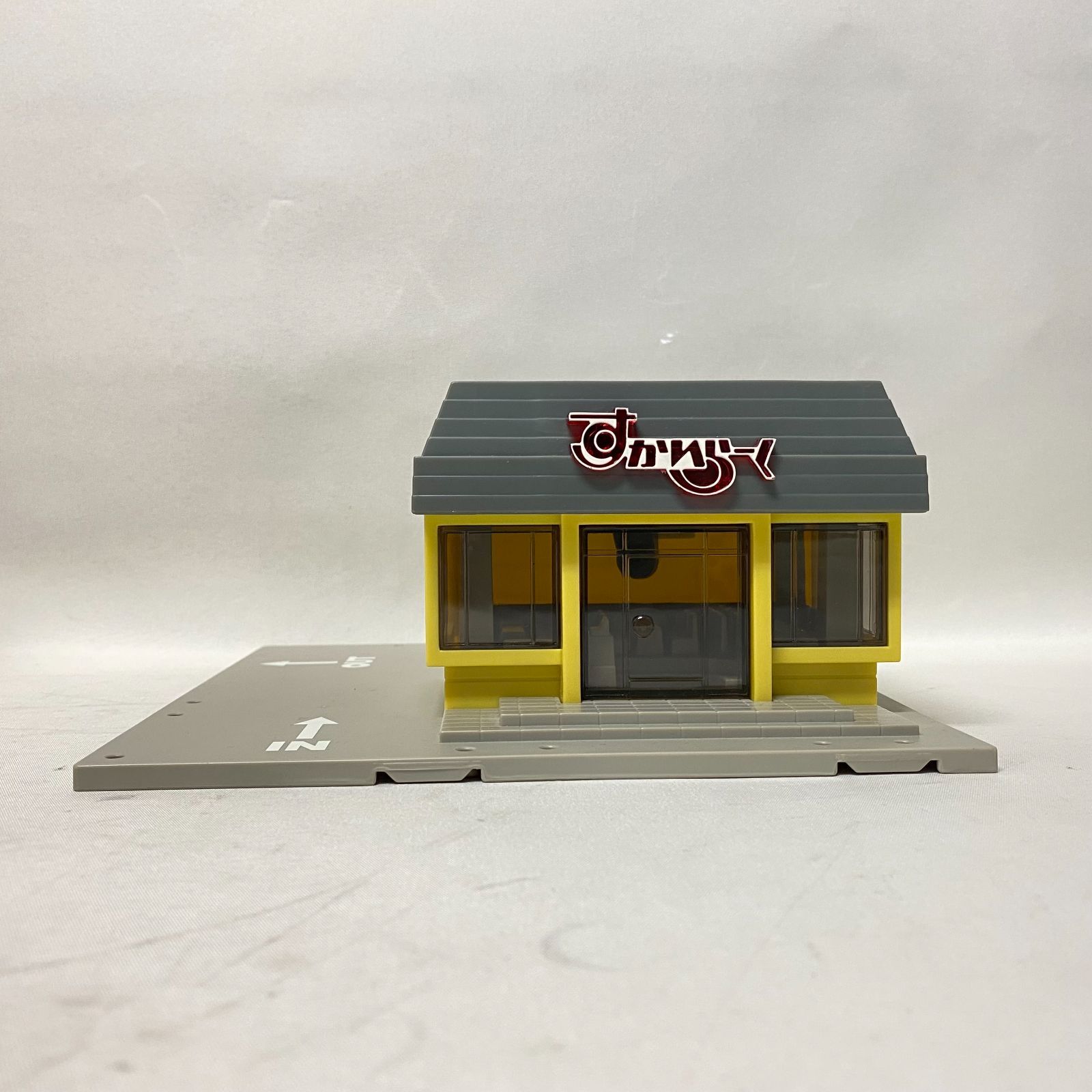 トミカタウン すかいらーく トミカタウン すかいらーく R33