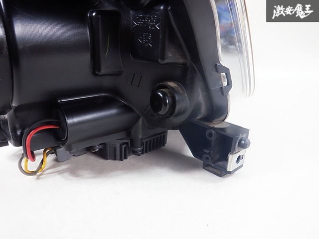 点灯OK!!】スズキ 純正 ZC31S スイフト スポーツ HID ヘッド