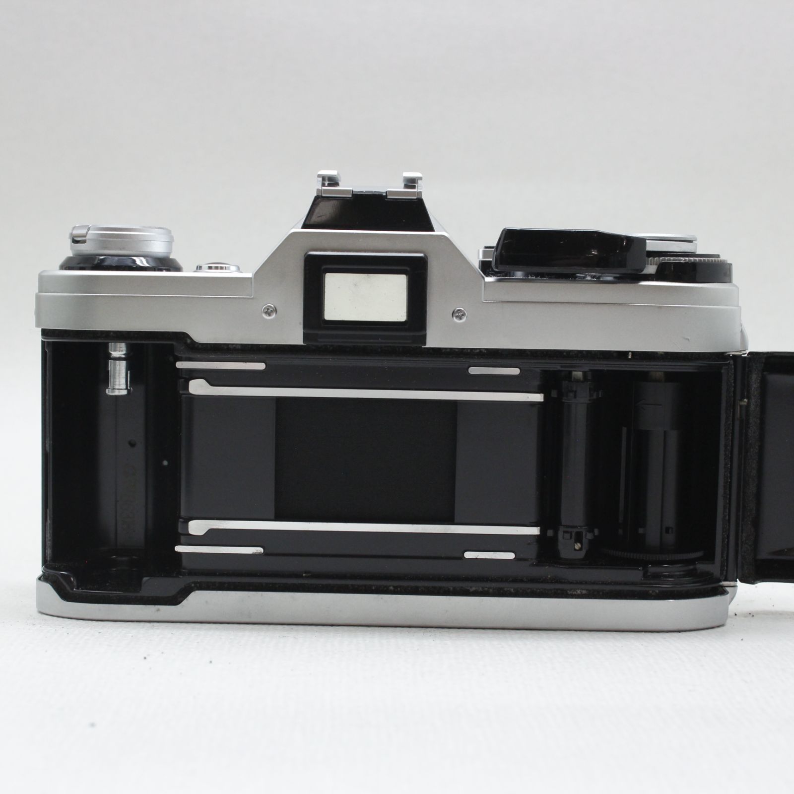 Canon AE-1とFD 50mm F1.4 S.S.Cのセットになります。 Amazon.com : Canon FD 50mm F1.4 Mount Lens Compatible with