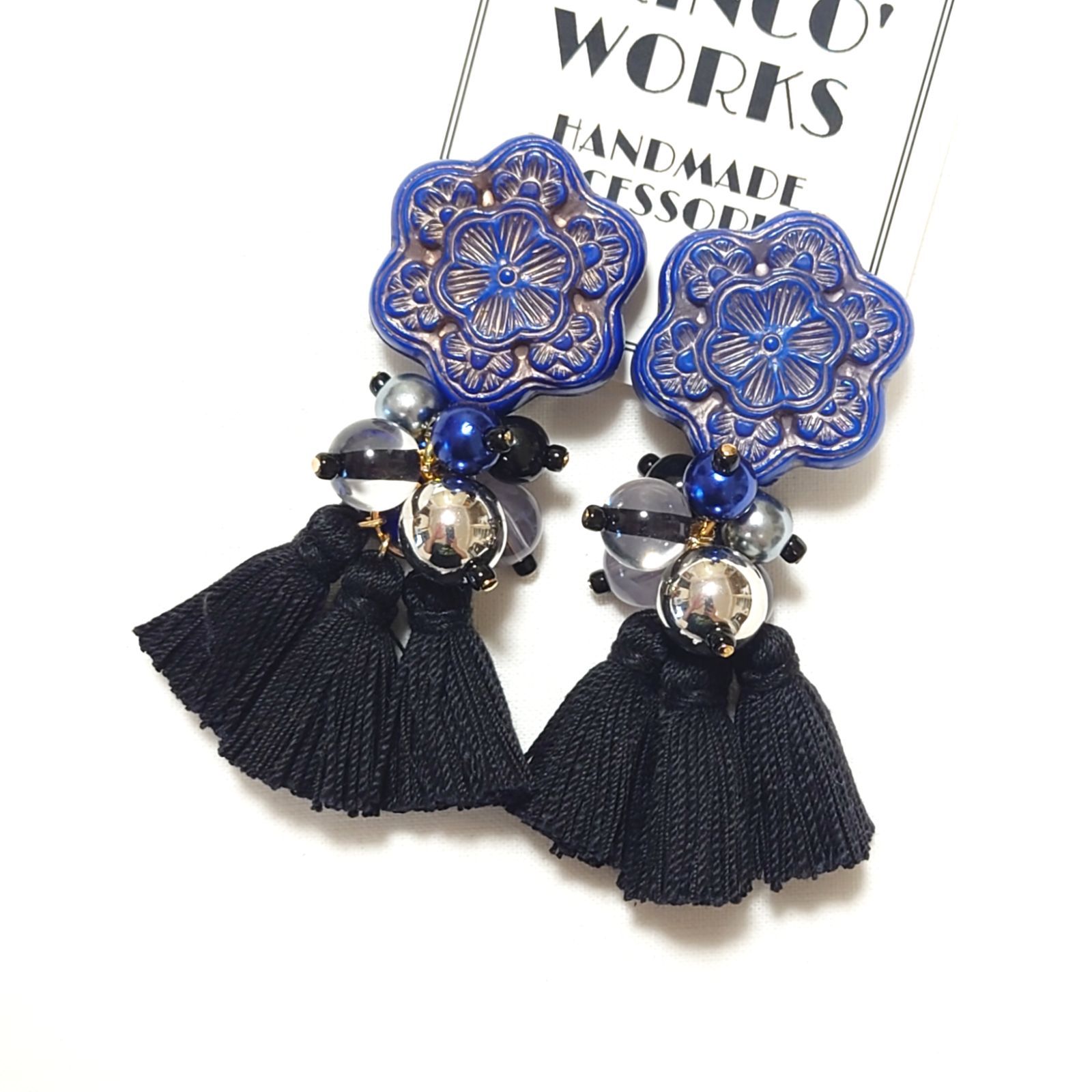 240】タッセル ピアス ブルー フラワー ブラック 大ぶり【イヤリングへ 
