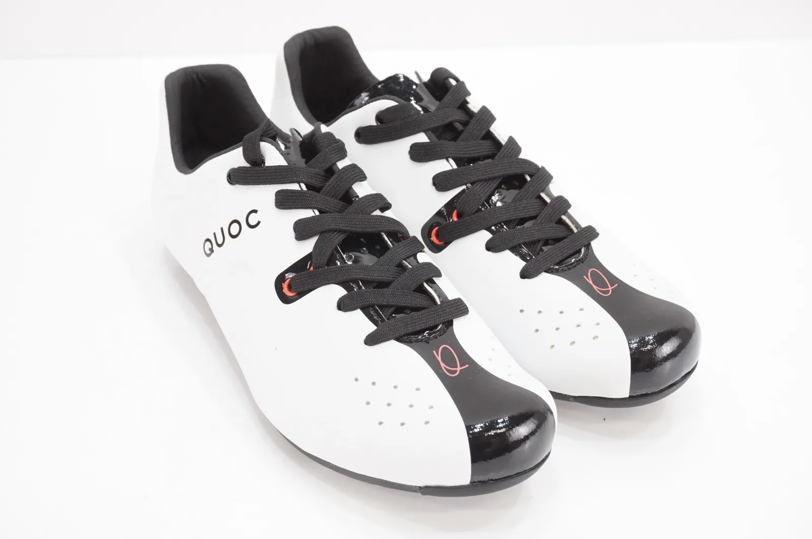 2026年最新】quoc シューズの人気アイテム - メルカリ