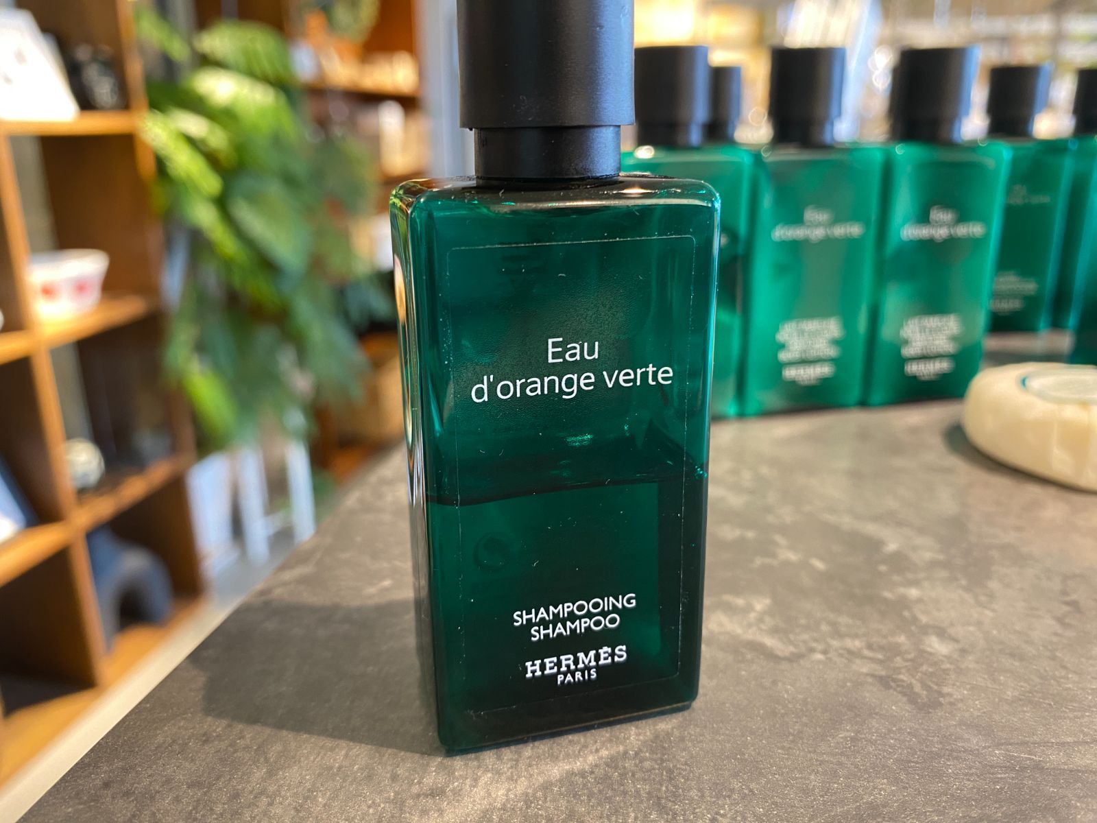 ショップ袋付き