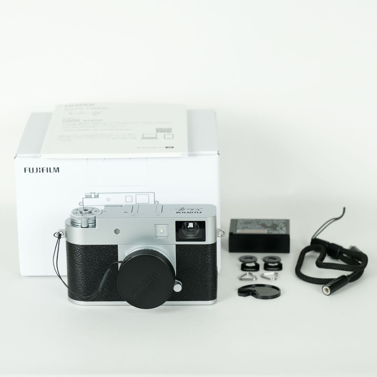 FUJIFILM X half X-HF1 シルバー 美品 富士フイルム FUJIFILM X-HF1
