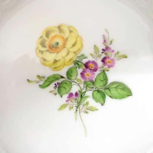 MEISSEN - 28cm★未使用★マイセン 透かしプレート ベーシックフラワー 5つ花 バラ 黄 マイセン（Meissen） ベーシックフラワー（五つ花） 110110