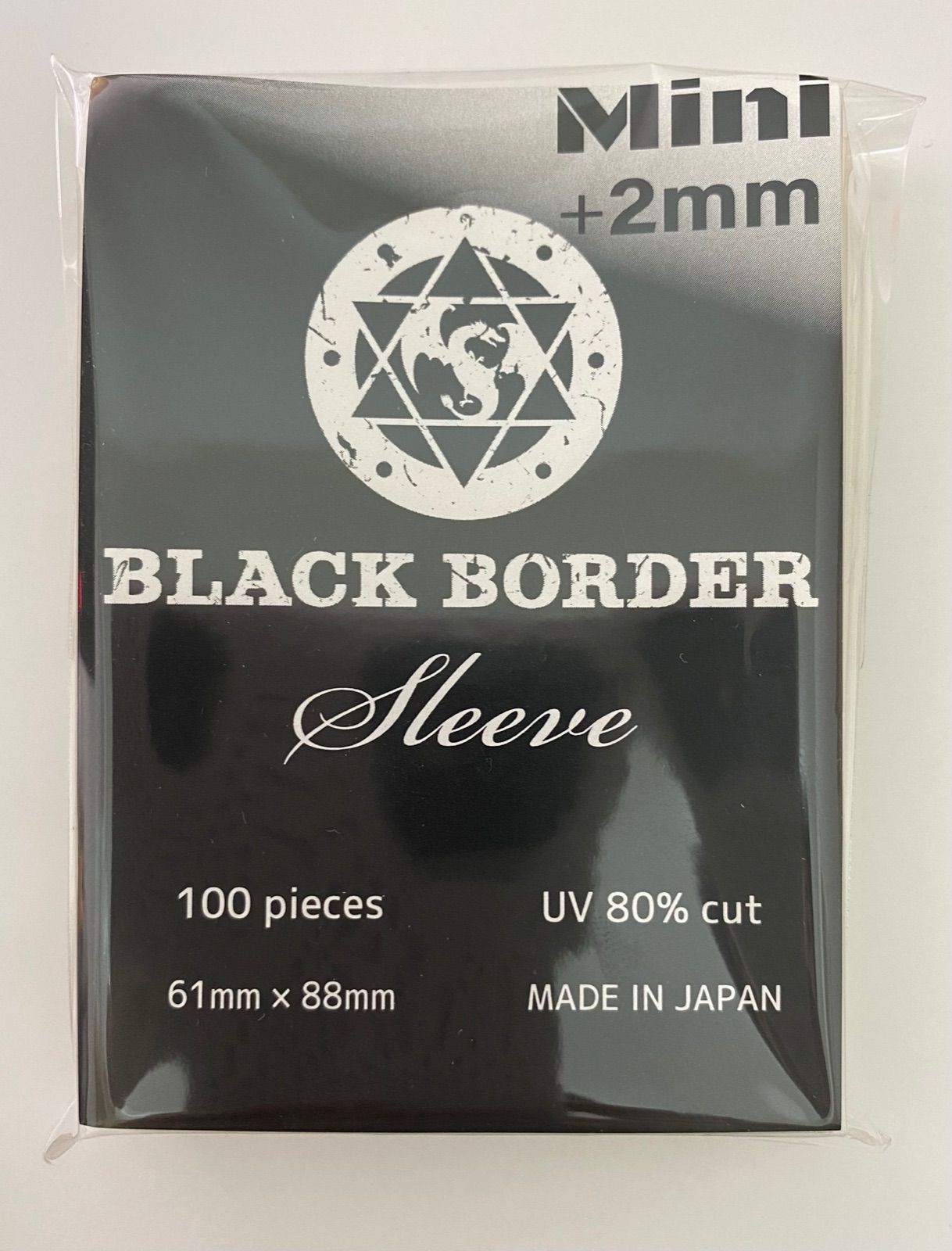 ブラックボーダー　ミニ+2mmサイズUVカットスリーブ100枚入 ブラックボーダー ミニ+2mmサイズUVカットスリーブ100枚入の通販