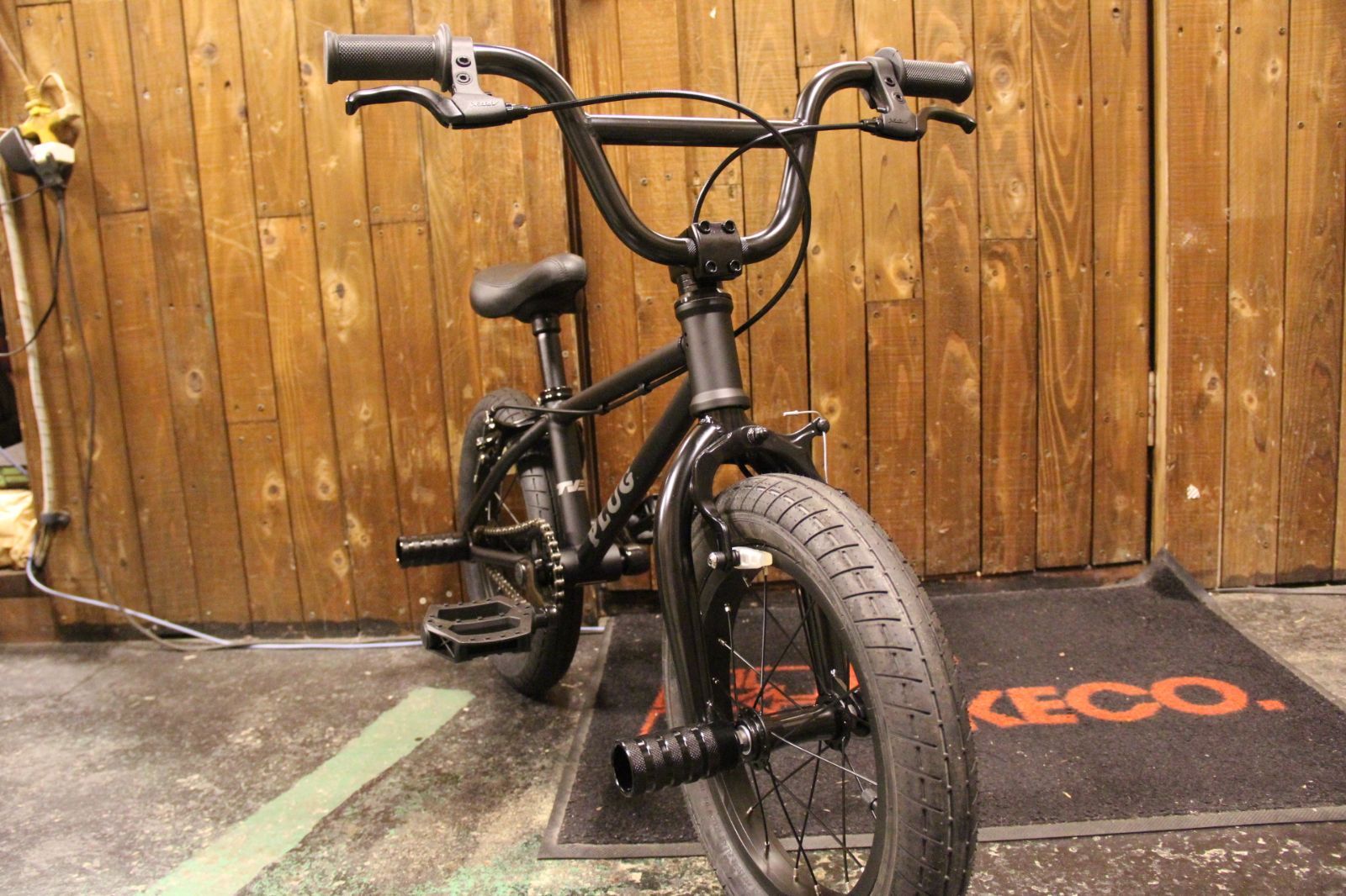 ナチュラルネイビー BMX 14インチ キッズ TNB PLUG 14 FAT TIRE GEIGE