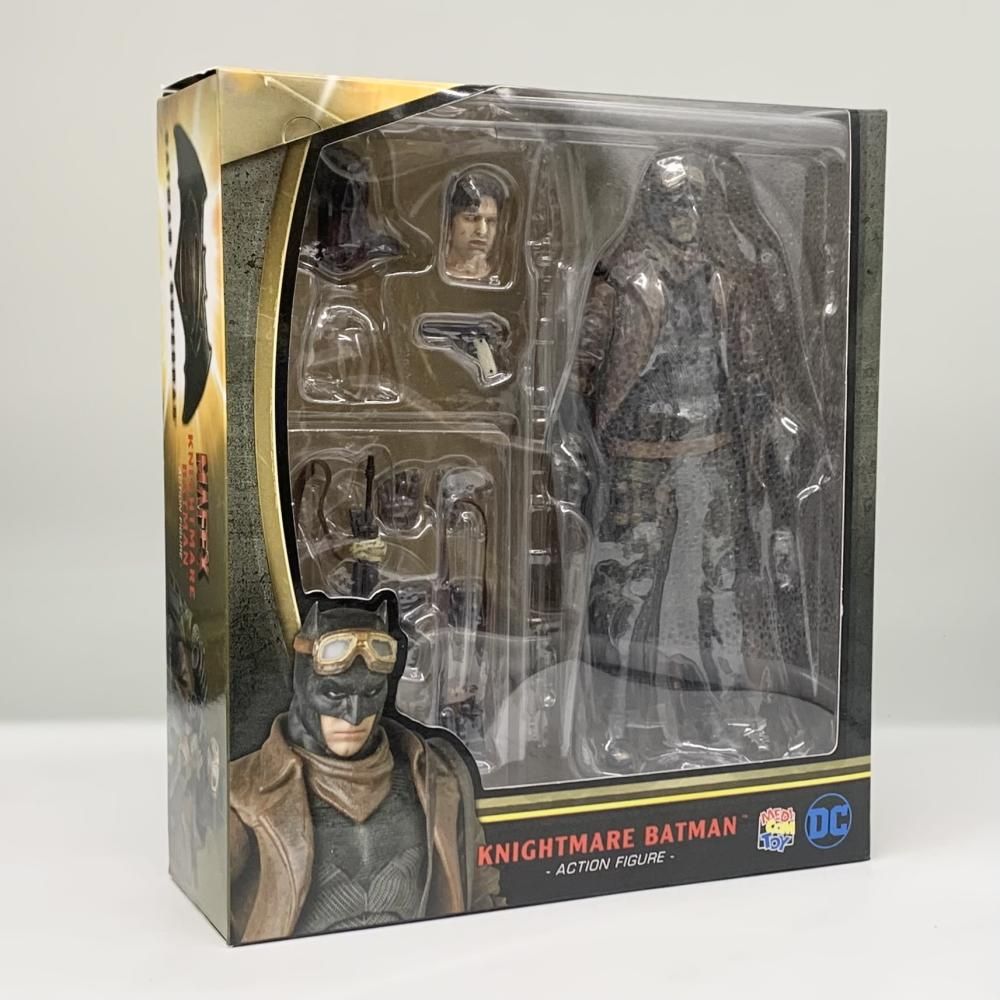 MEDICOM TOY - 【中古】テープ二度貼 メディコム・トイ バットマン vs スーパーマン ジャスティスの誕生 MAFEX No.023 アーマード・バットマン[17][240017711712] 中古】テープ二度貼 メディコム・トイ バットマン vs スーパー
