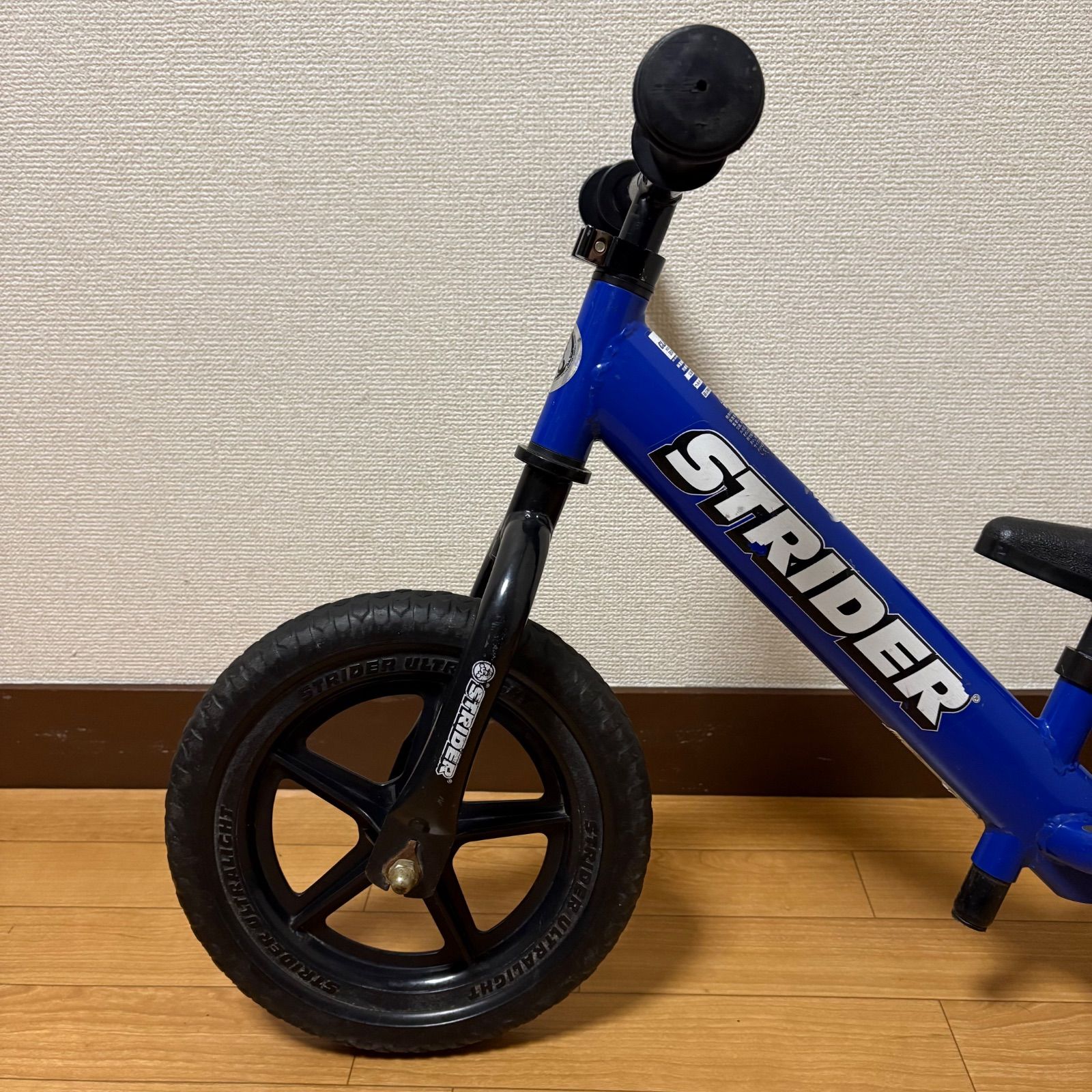 STRIDER ストライダー 青 ブルー Classic クラシック 12インチ STRIDER ストライダー 青 ブルー Classic クラシック 12インチ - メルカリ