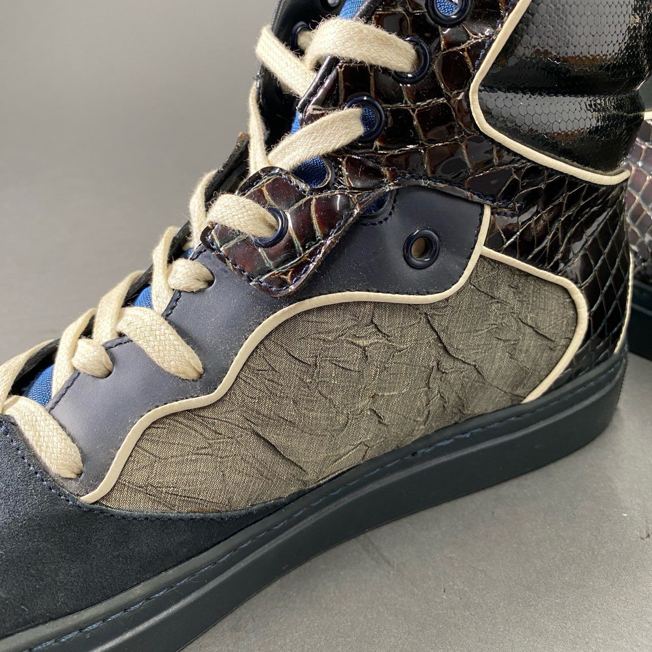 2d4 BALENCIAGA バレンシアガ ハイカットスニーカー 42 ネイビー 