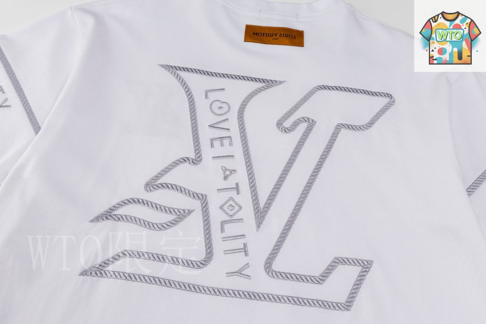 今日WTO】Louis Vuitton 25SS 刺繍ロゴ T シャツ-TF92 - メルカリ