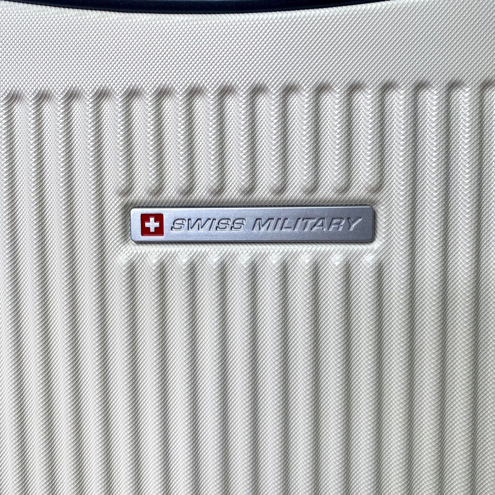 新品未使用 スイスミリタリー スーツケース プレミアム Cタイプ 24