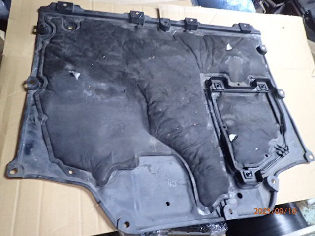 プリウス DAA-ZVW50 エンジンアンダーカバー ZVW51 55 プリウス アンダーカバーの通販