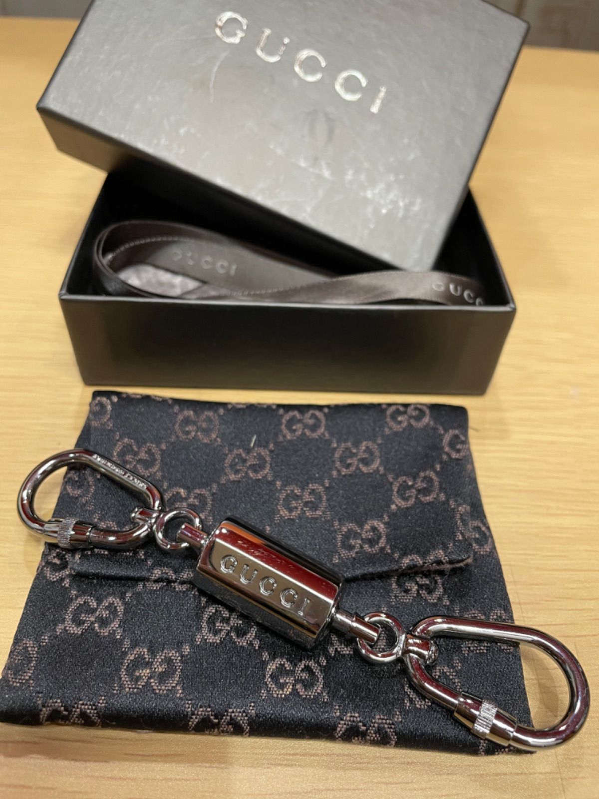 ☆SNS話題のお品☆GUCCI ダブルキーホルダー カラビナ #03100.50 【大