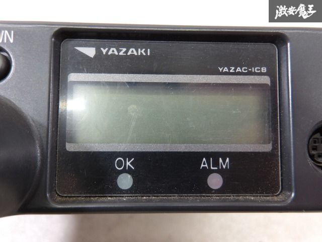 いすゞ エルフ ラジオ　8本　RI-9292B ISUZU イスズ 純正 ラジオ エルフ タイタン FM AM チューナー
