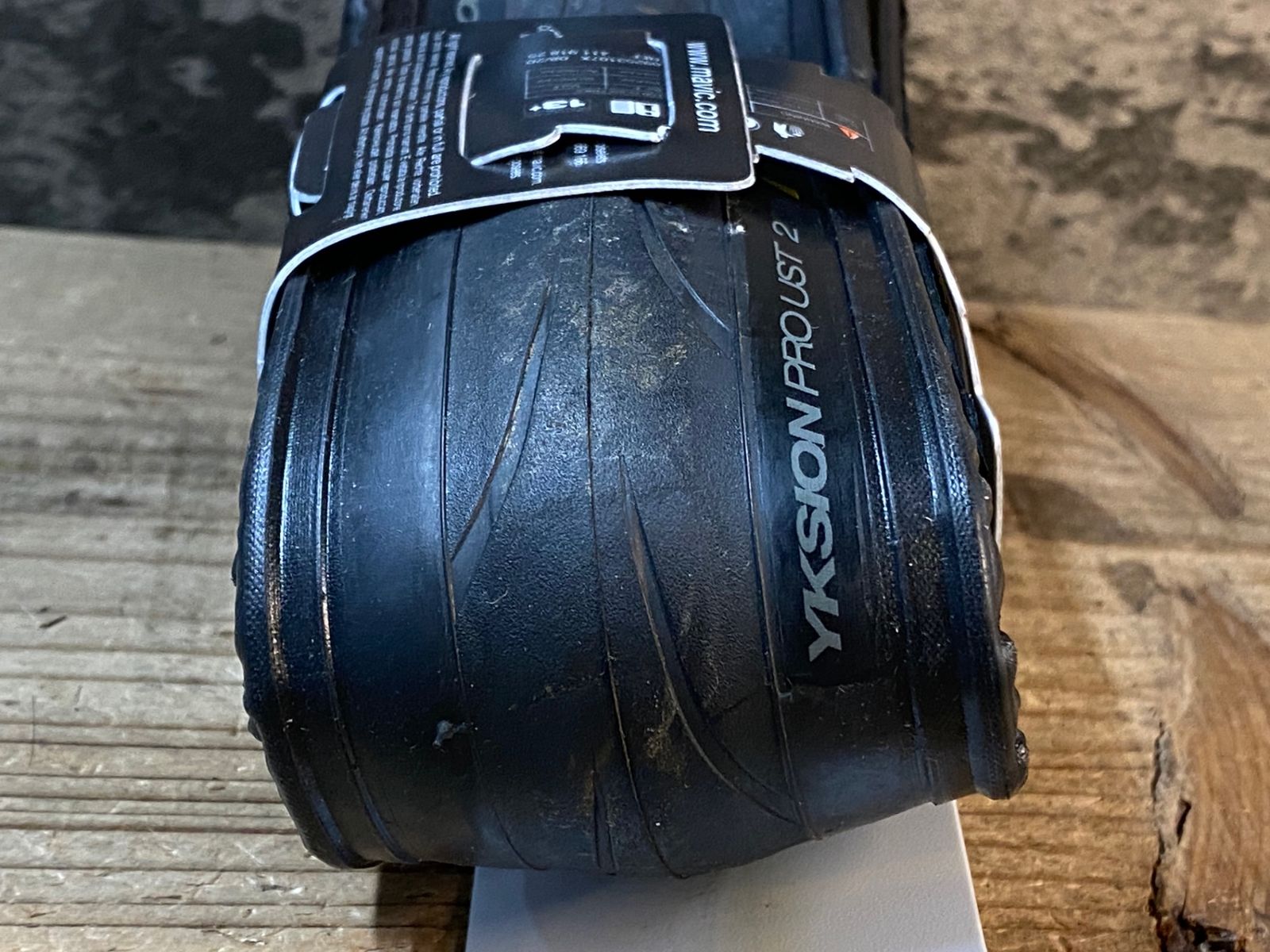 JF264 マヴィック MAVIC YKSION PRO UST 2 クリンチャータイヤ 黒 700x25C BRIGHTFACE_UK