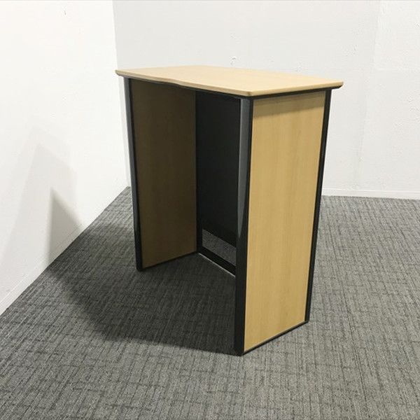 ブラウン