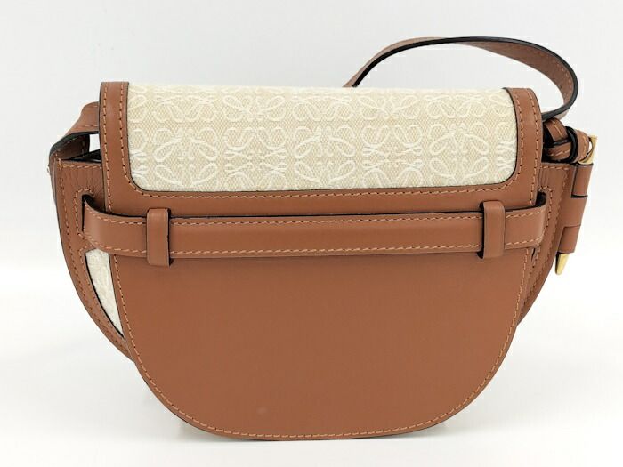 LOEWE ベージュ キャンバス ショルダーバッグ LOEWE ロエベ ショルダーバッグ PUZZLE FOLD POUCH パズル