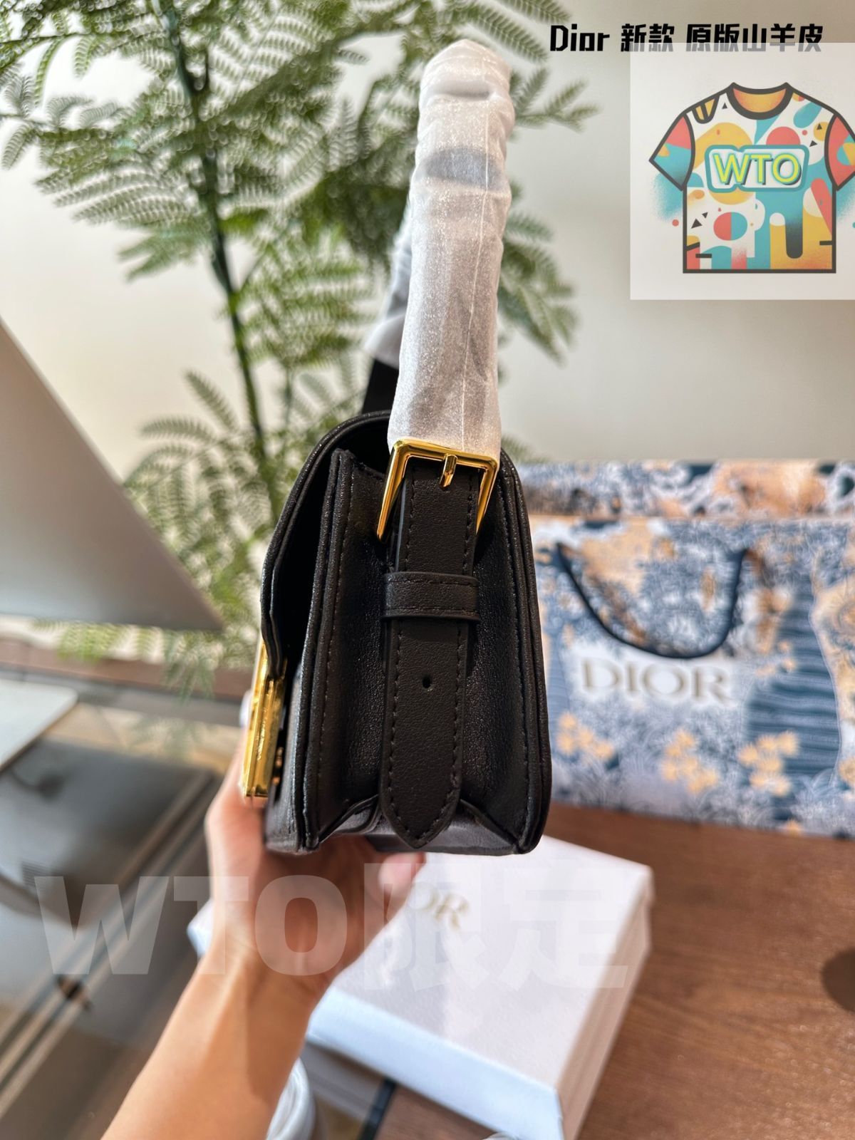 Dior ショルダーバッグ 即購入可能⭕️ 出会いは一瞬♡】ディオール Diorcamp Nanoバッグ (Dior