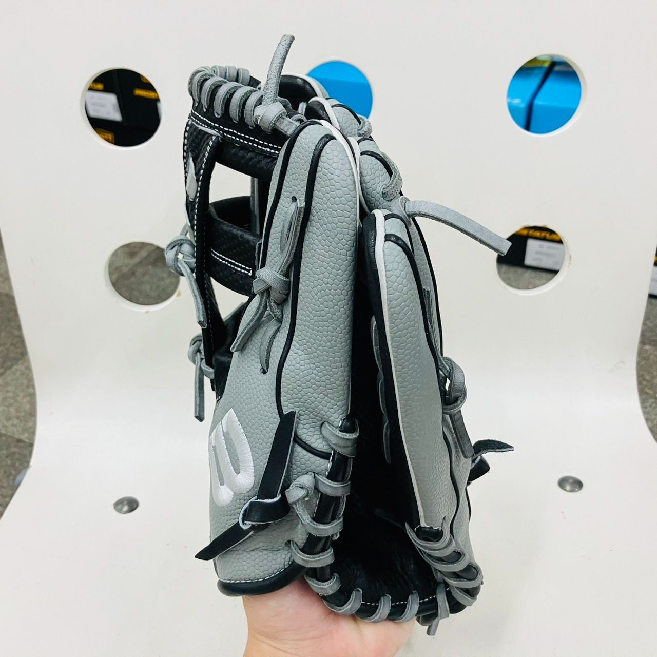 特別価格 ウイルソン 軟式用 WBW102407 27型 内野手用 型付け済 【公式