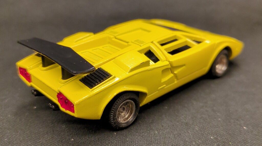 ヨネザワ玩具 1/40スケール ダイヤペット ランボルギーニカウンタック