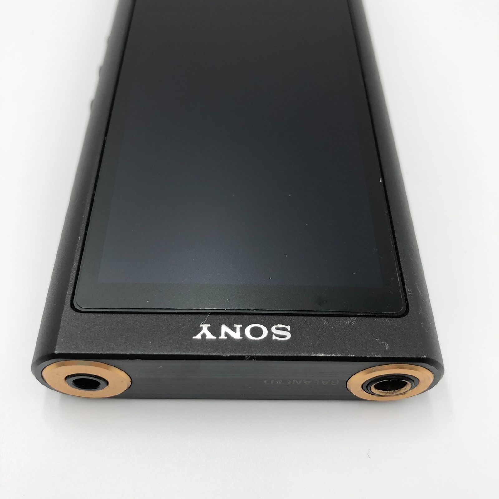 ポータブルプレーヤー SONY NW-ZX300 NW-ZX300シリーズ 特長 : 操作性 | ポータブルオーディオ