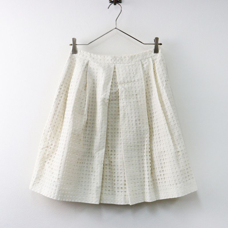 美品☆TOCCA トッカ☆ A スカート 4 トッカ TOCCA SOFTEE タック スカート 4□アイボリー ボトムス