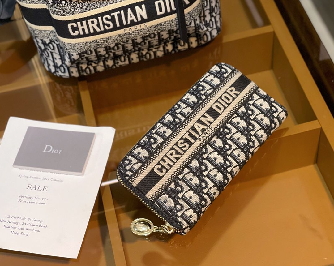 Christian Dior 並行輸入　3点セット Christian Dior 並行輸入 3点セット - メルカリ