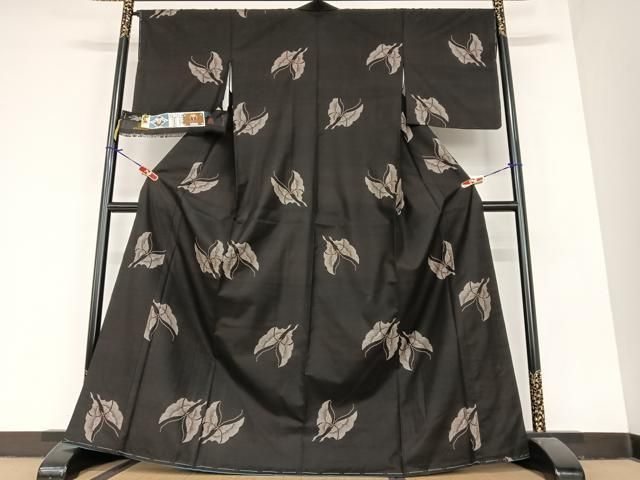 平和屋着物●本場大島紬 純泥染め 手織り 地空き カタス9マルキ 舞蝶文 盛東洋男作 証紙付き 正絹 ♥ AABA0437zg