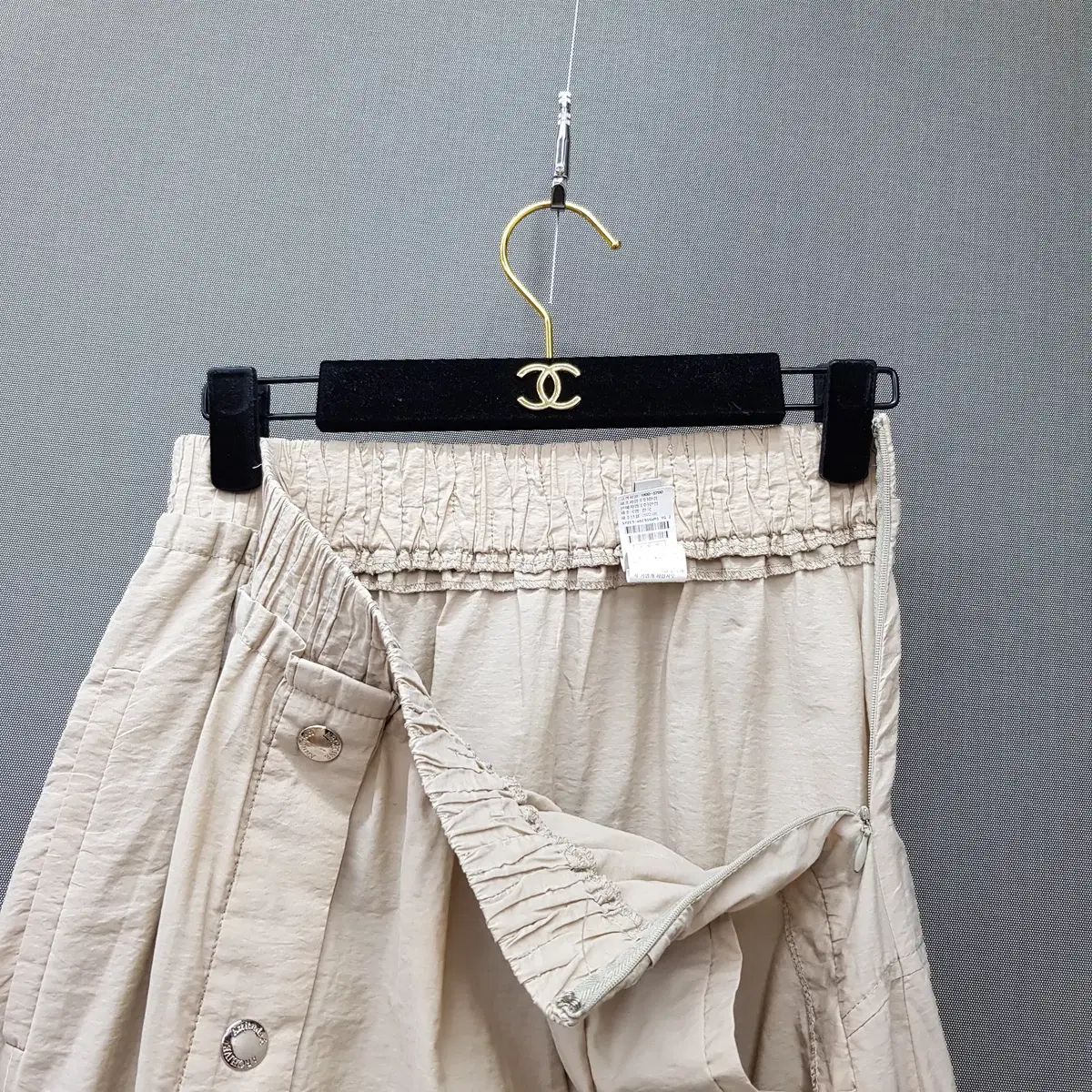 The HANDSOME SYSTEM システム 2025 ボタン ダウン フ ロング丈スカート 64 ー 94 サイズ