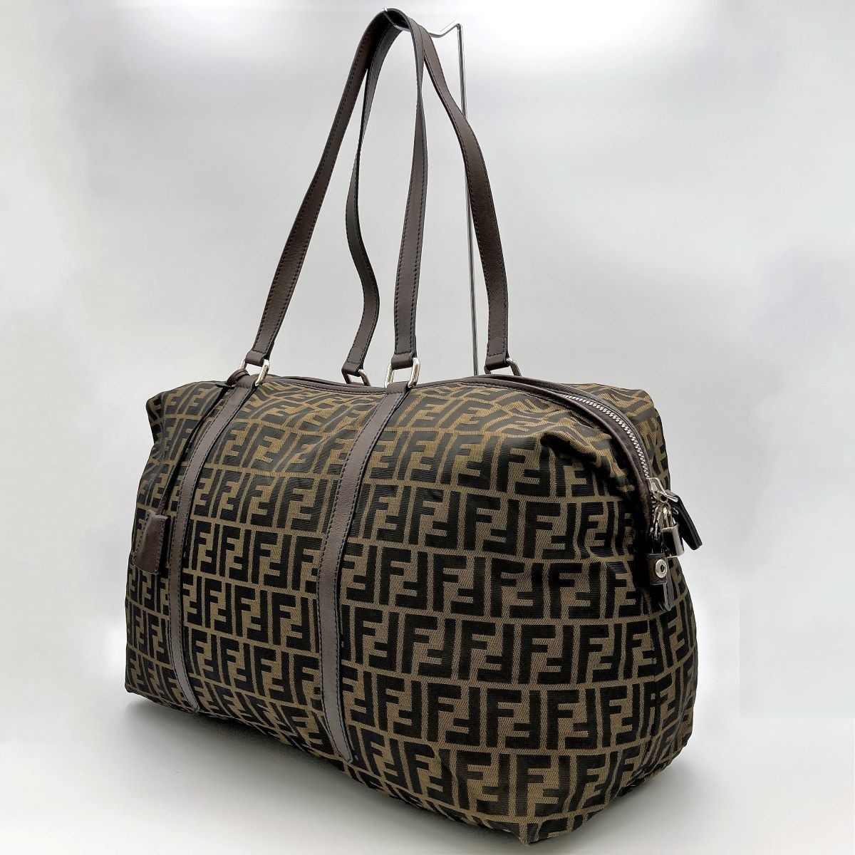 FENDI ズッカ　ボストンバッグ　大容量　ナイロン　ブラウン　ロゴ　旅行 FENDI - オールド フェンディ ボストンバッグ ズッカ柄 FFロゴ
