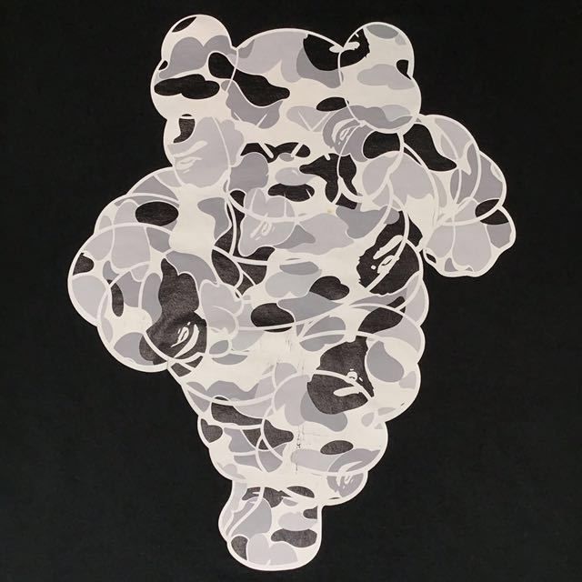 ☆激レア☆ kaws × bape chum Tシャツ Mサイズ a bathing ape