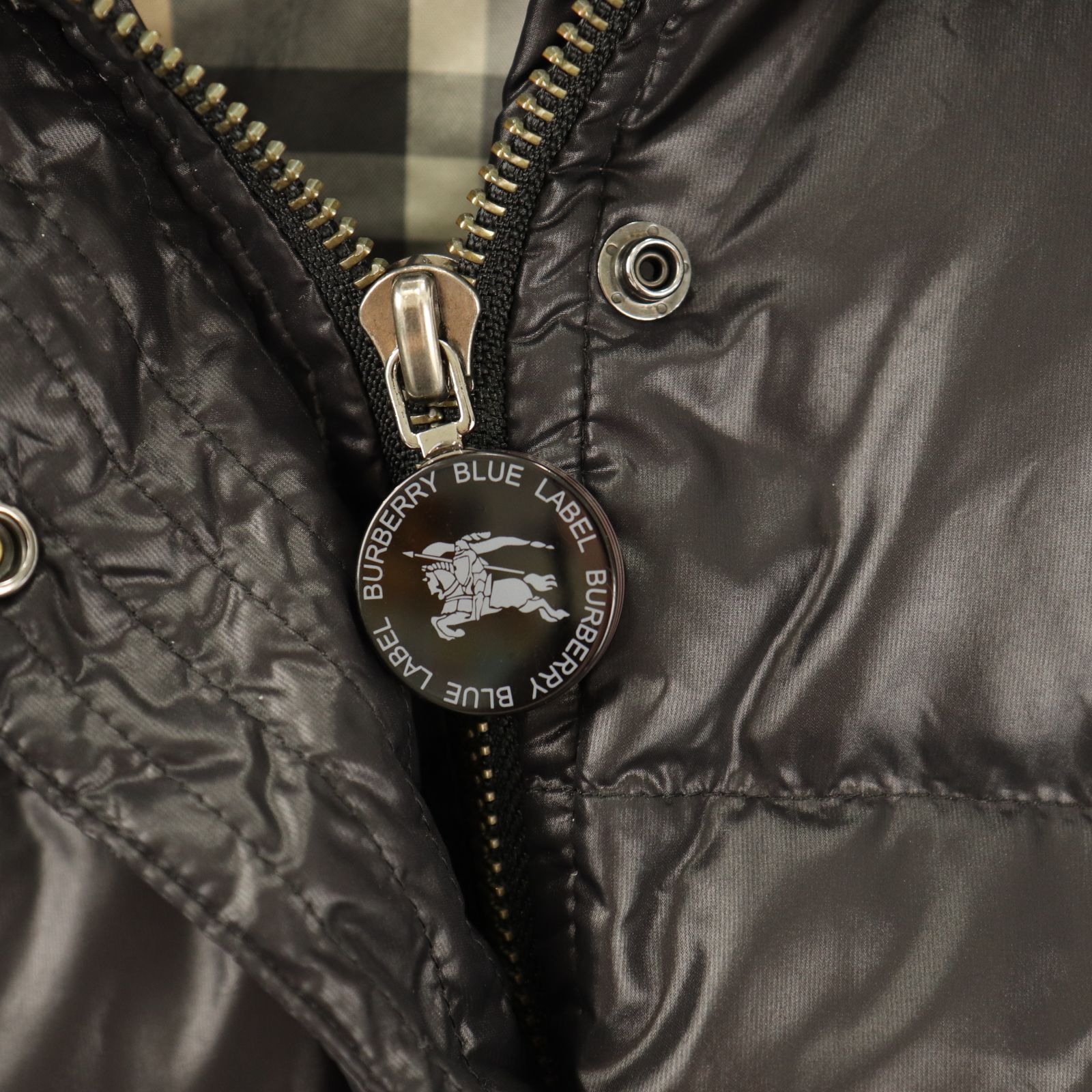 BURBERRY BLUE LABEL ファー付ダウンジャケット黒M 38 BURBERRY BLUE LABEL Down Jacket Black Glossy Size 38 M | eBay