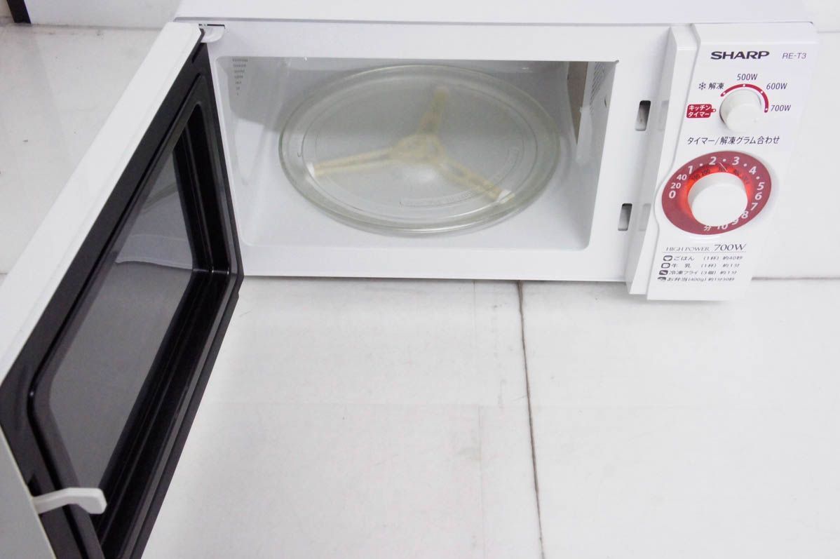 中古】SHARPシャープ 電子レンジ RE-T3-W5 20L 50Hz（東日本地域