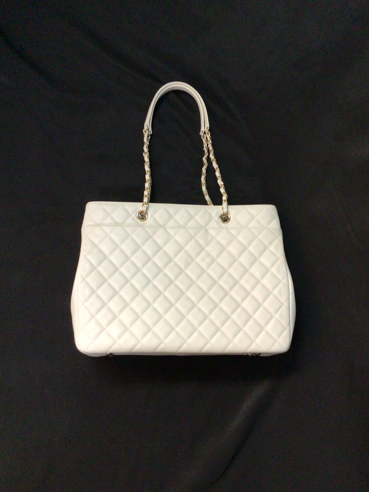CHANEL シャネル CC ココマーク マトラッセ キャビアスキン チェーン