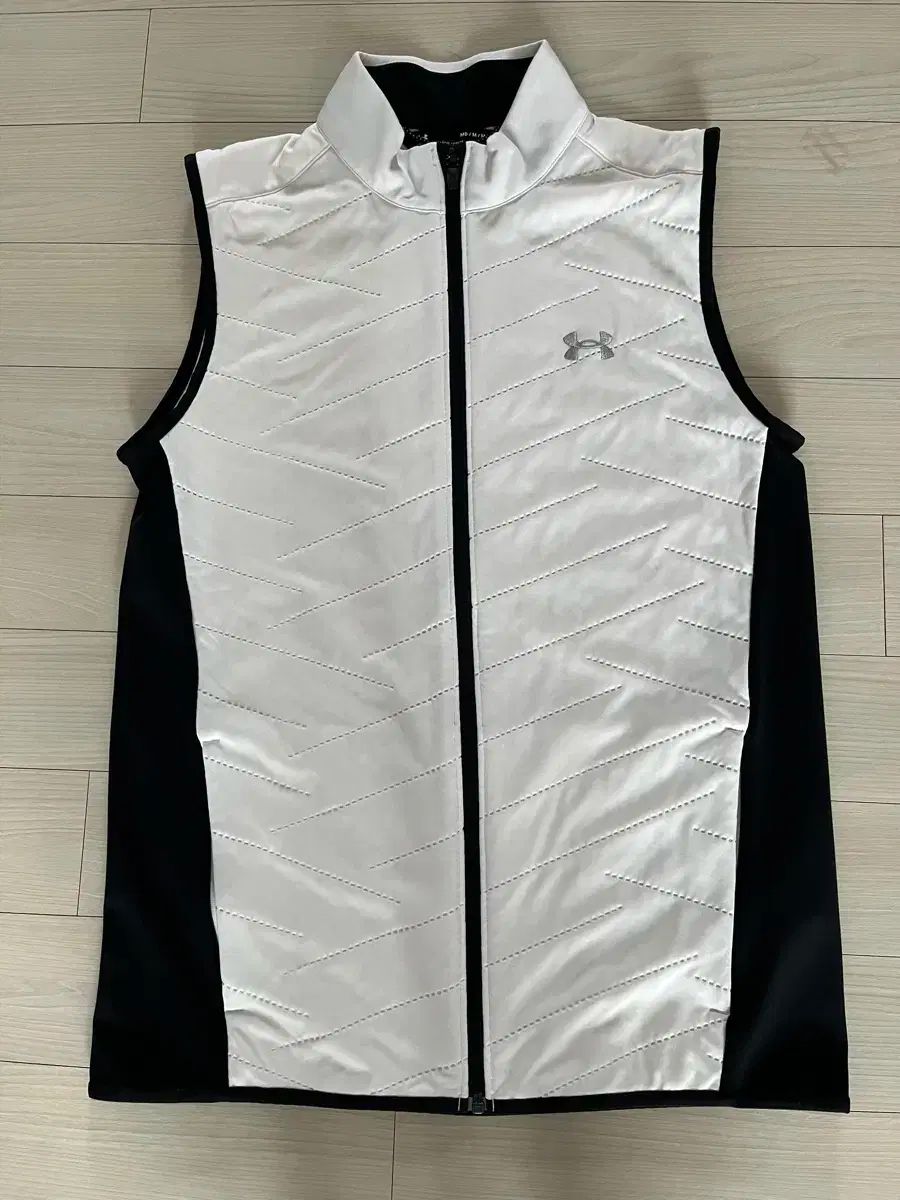 UNDER ARMOUR アンダーアーマー ゴルフ ベスト 販売