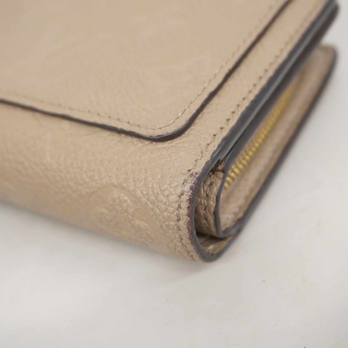 ポルトフォイユク