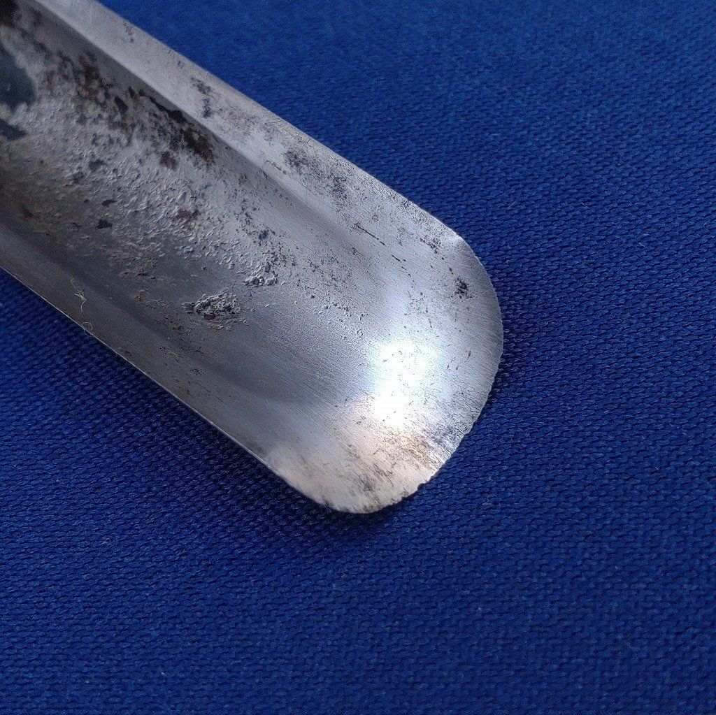  丸鑿 亀田 刃幅約21㎜ 全長約215㎜ のみ ノミ 特殊鑿 細工鑿 彫刻刀 丸刀 大工道具 工具 2690 切削工具 切削 切断 穴あけ