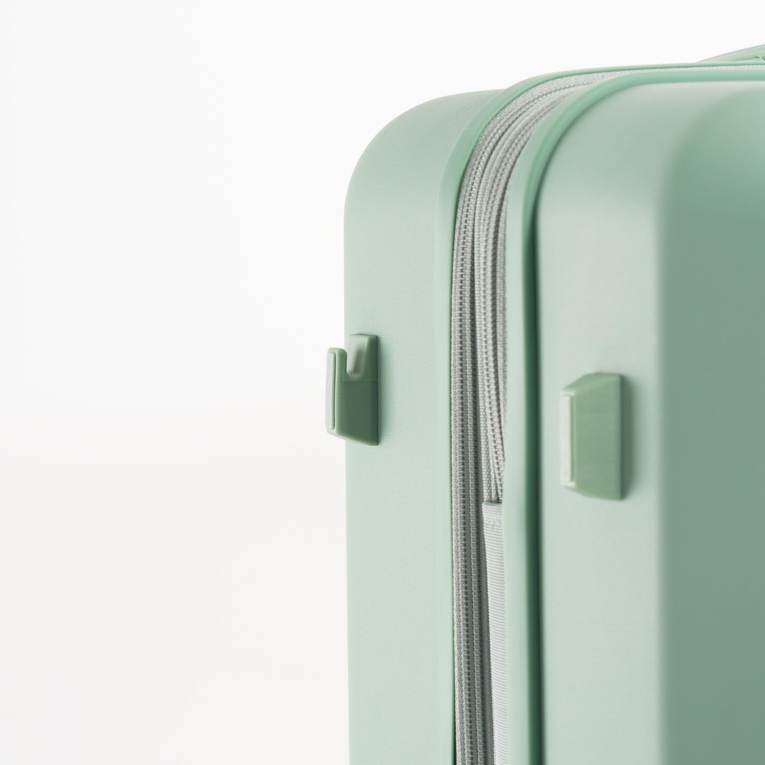 キャリーケース