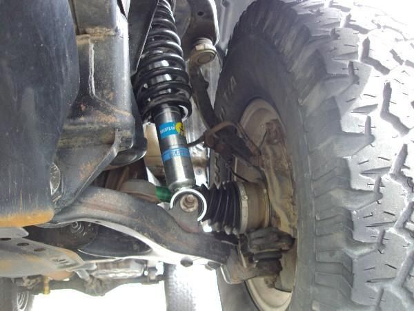 2010-2018 FJ CRUISER FJクルーザー 後期 国内モデル BILSTEIN5100