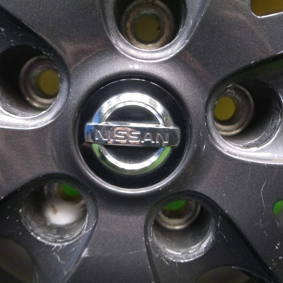 日産純正OP C25.26.27 セレナ 国産スタッドレス 195/65R15 セレナ純正スチールホイールのスタッドレスタイヤ付きセット入庫