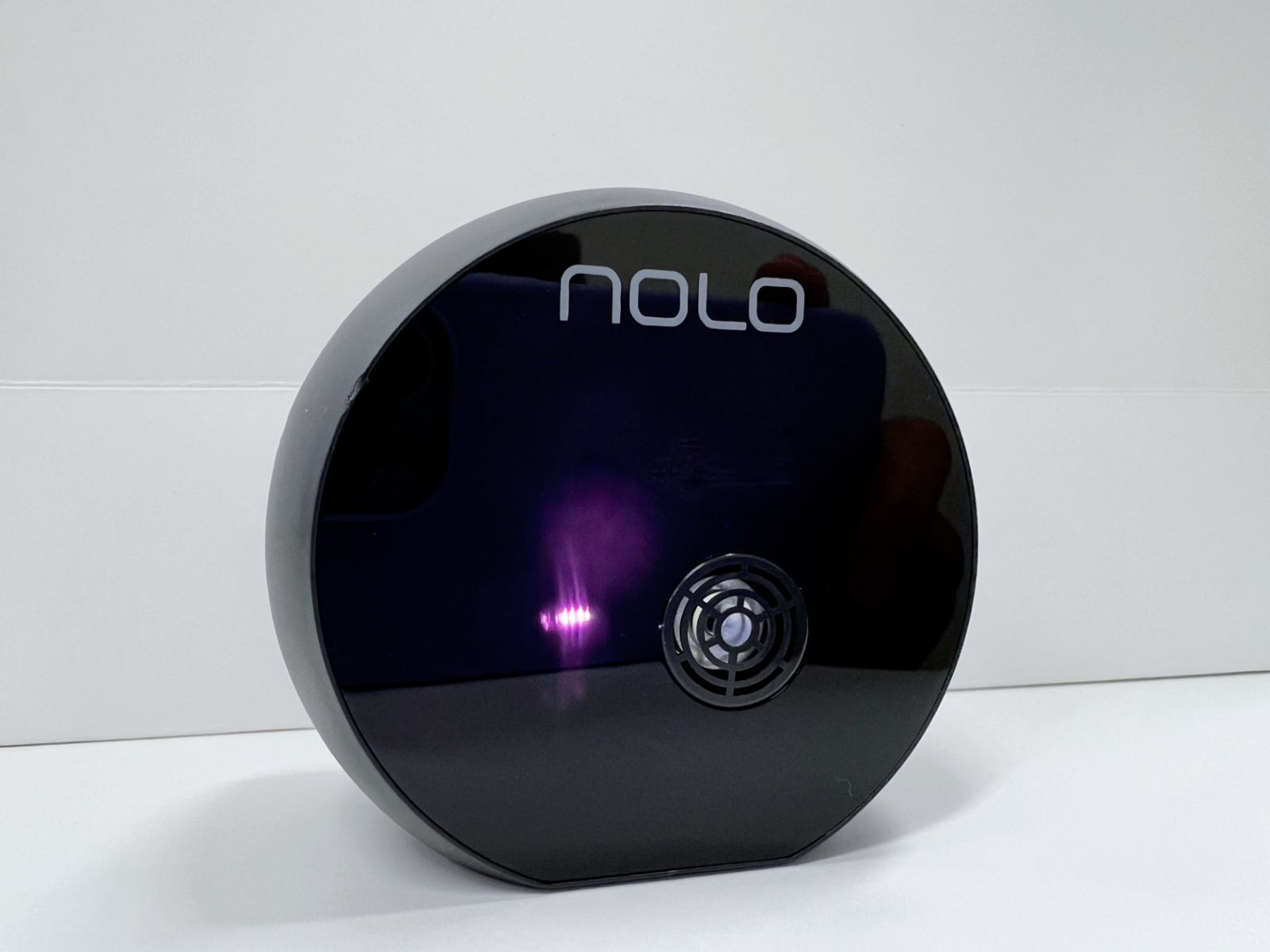 スマホが6DoF対応の次世代VRに！トラッキング&ヘッドセット NOLO